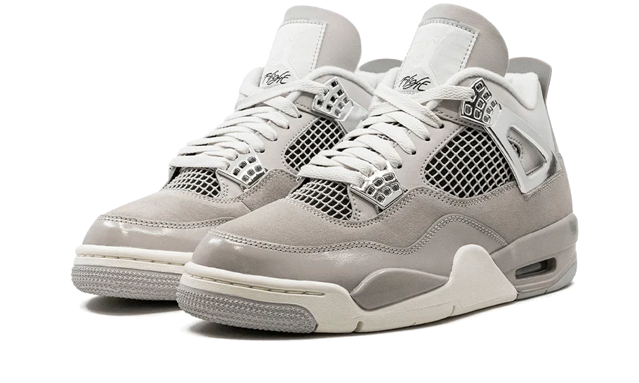 Air Jordan 4 Frozen Moments